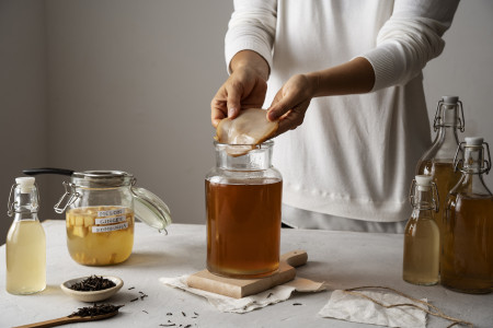 Kombucha Là Gì Và Kombucha Làm Như Thế Nào ?